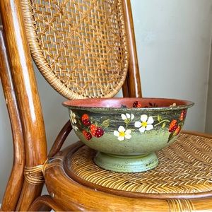 Vintage : Hand-painted bowl